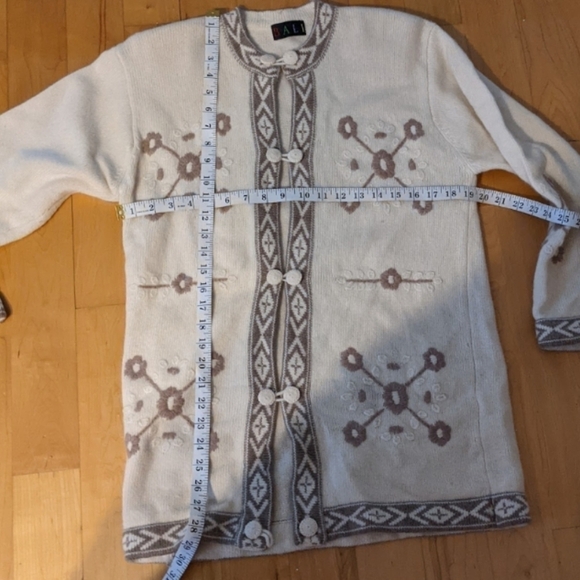 Vintage beige angora lamb wool long cardigan tan size Small oversized A1 - Picture 6 of 11